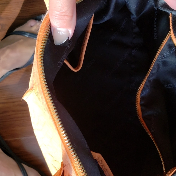 Satchel 👜 - Picture 3 of 4